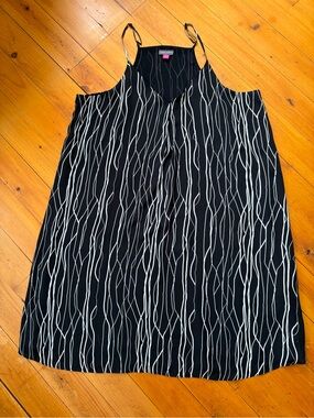 Vince Camuto Black & White Strappy Printed Cami Dress